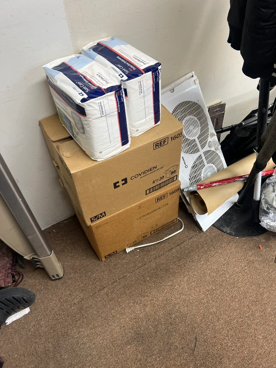 Covidien Sure Care Protective Underwear S/M image indicator(4)