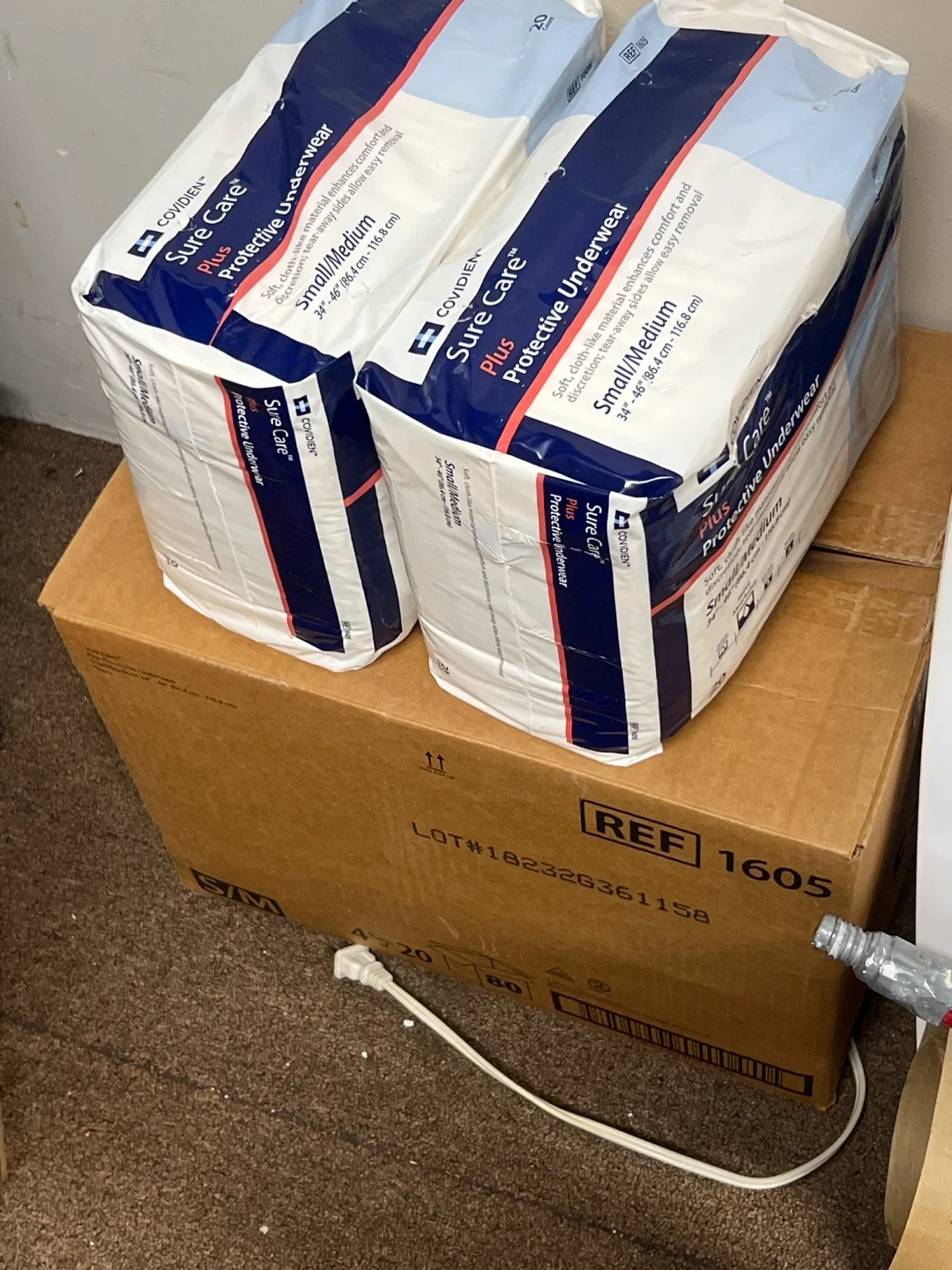 Covidien Sure Care Protective Underwear S/M image indicator(3)