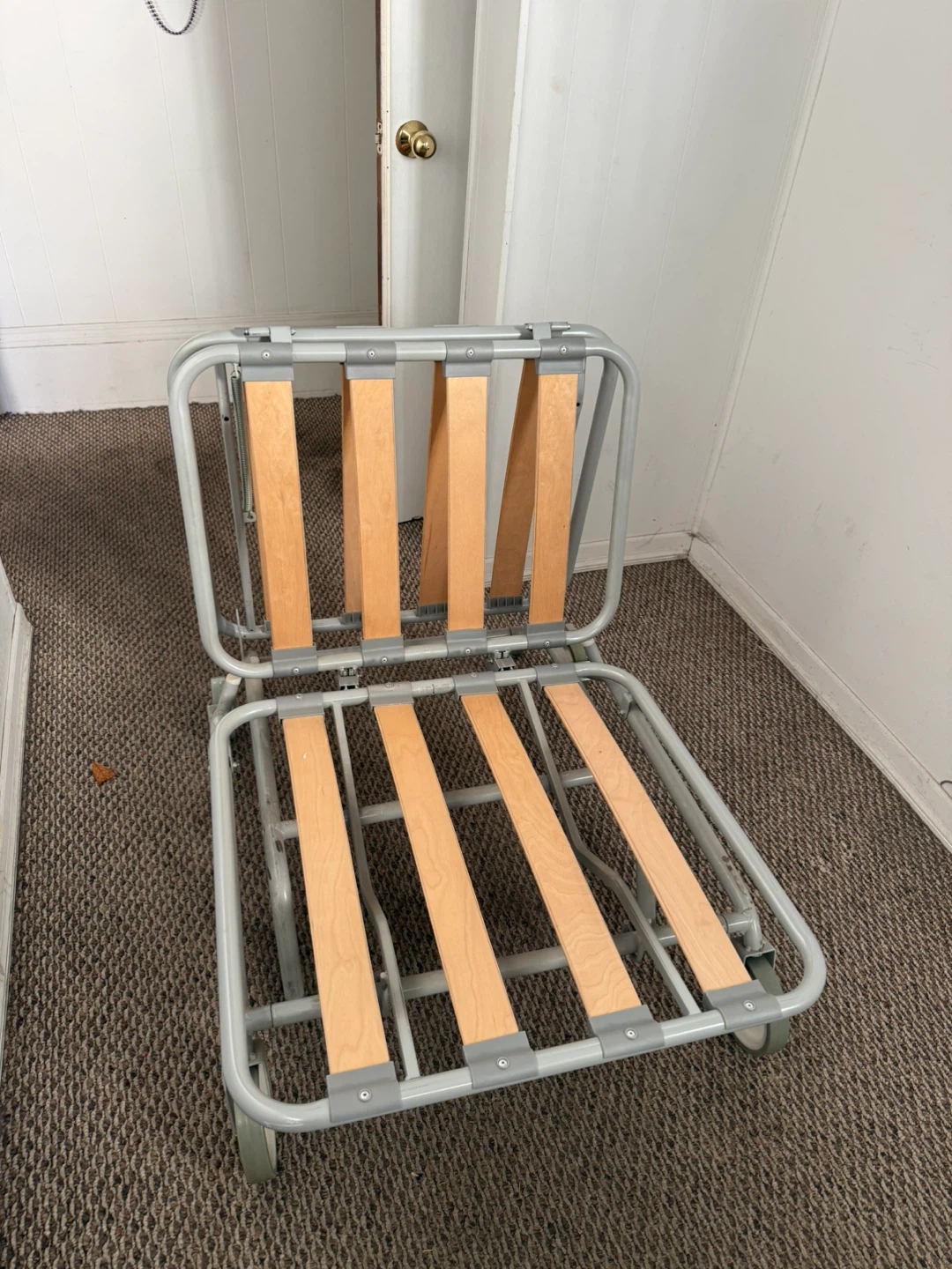 IKEA Foldable/Extendable chair/bed - photo 5