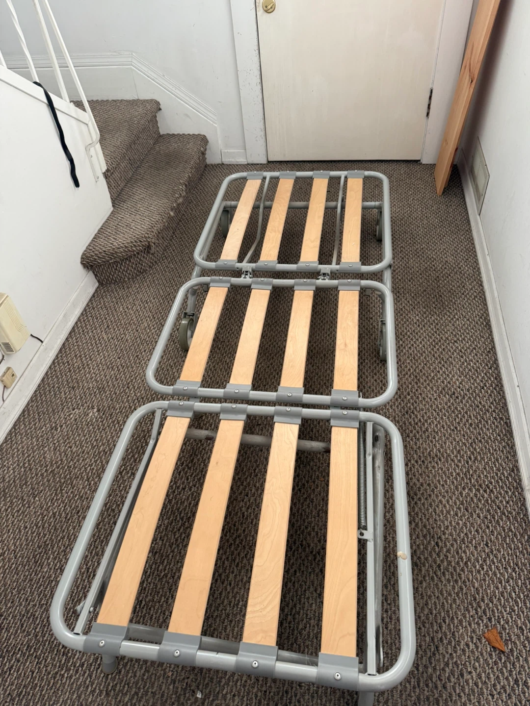IKEA Foldable/Extendable chair/bed - photo 4