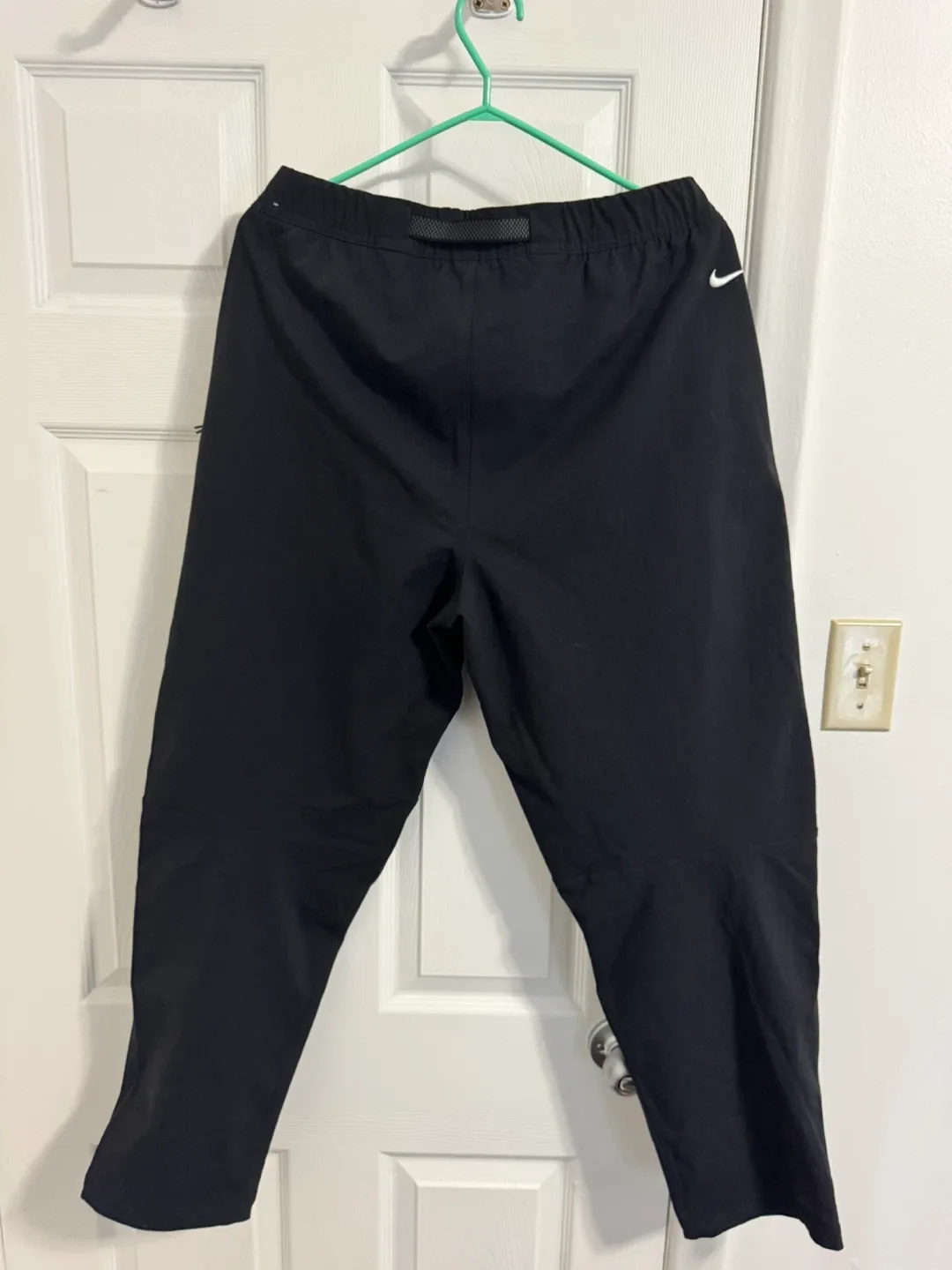 Nike ACG Women's Mid-Rise Hike Pants Black/Summit (Medium) image indicator(6)