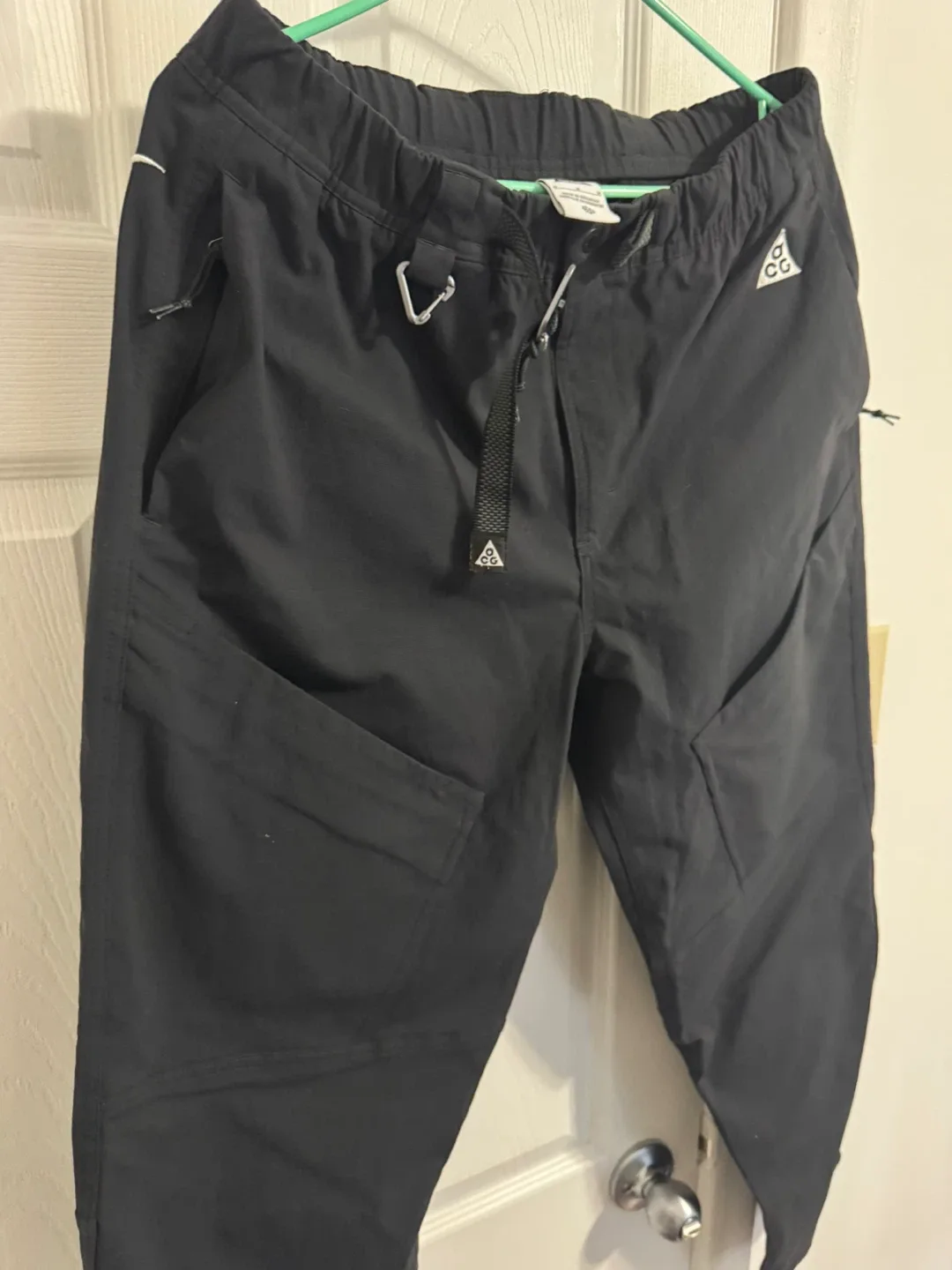 Nike ACG Women's Mid-Rise Hike Pants Black/Summit (Medium) image indicator(5)