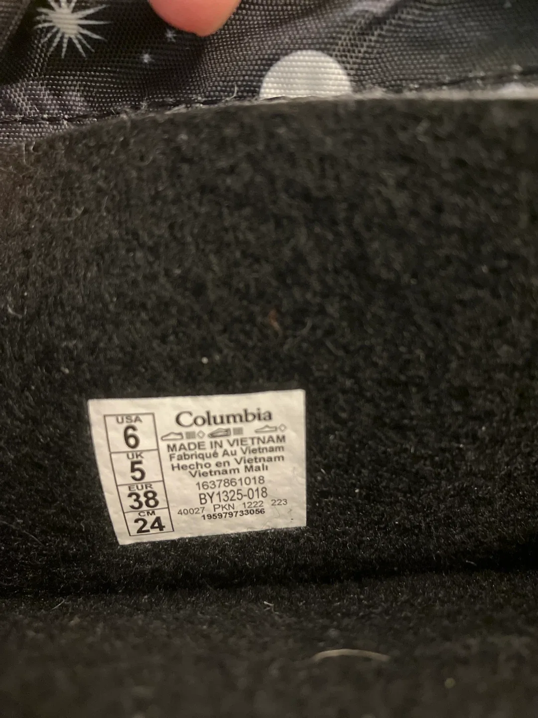 Columbia Waterproof Winter Boots - Size 6 image indicator(4)