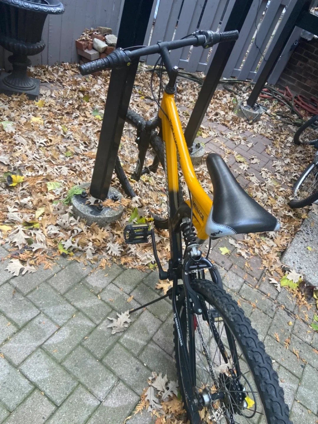 Supercycle Menace Mountain Bike - Yellow image indicator(5)