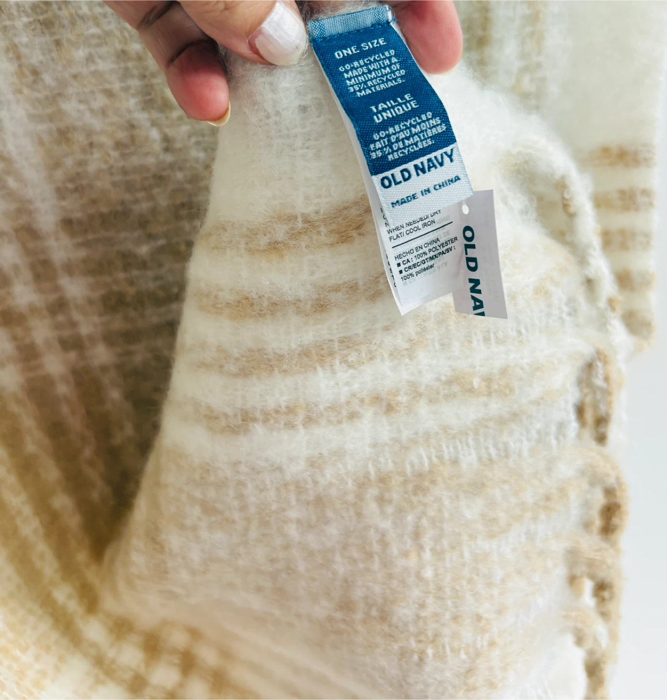 Brand New Old Navy Plaid Scarf - One Size