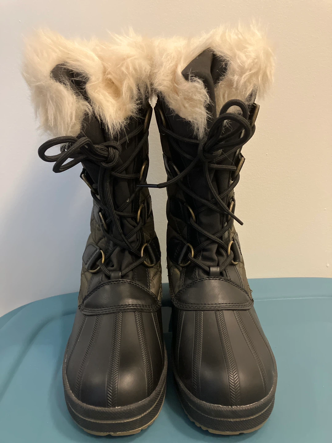 London Fog Winter Boots - Size 8M