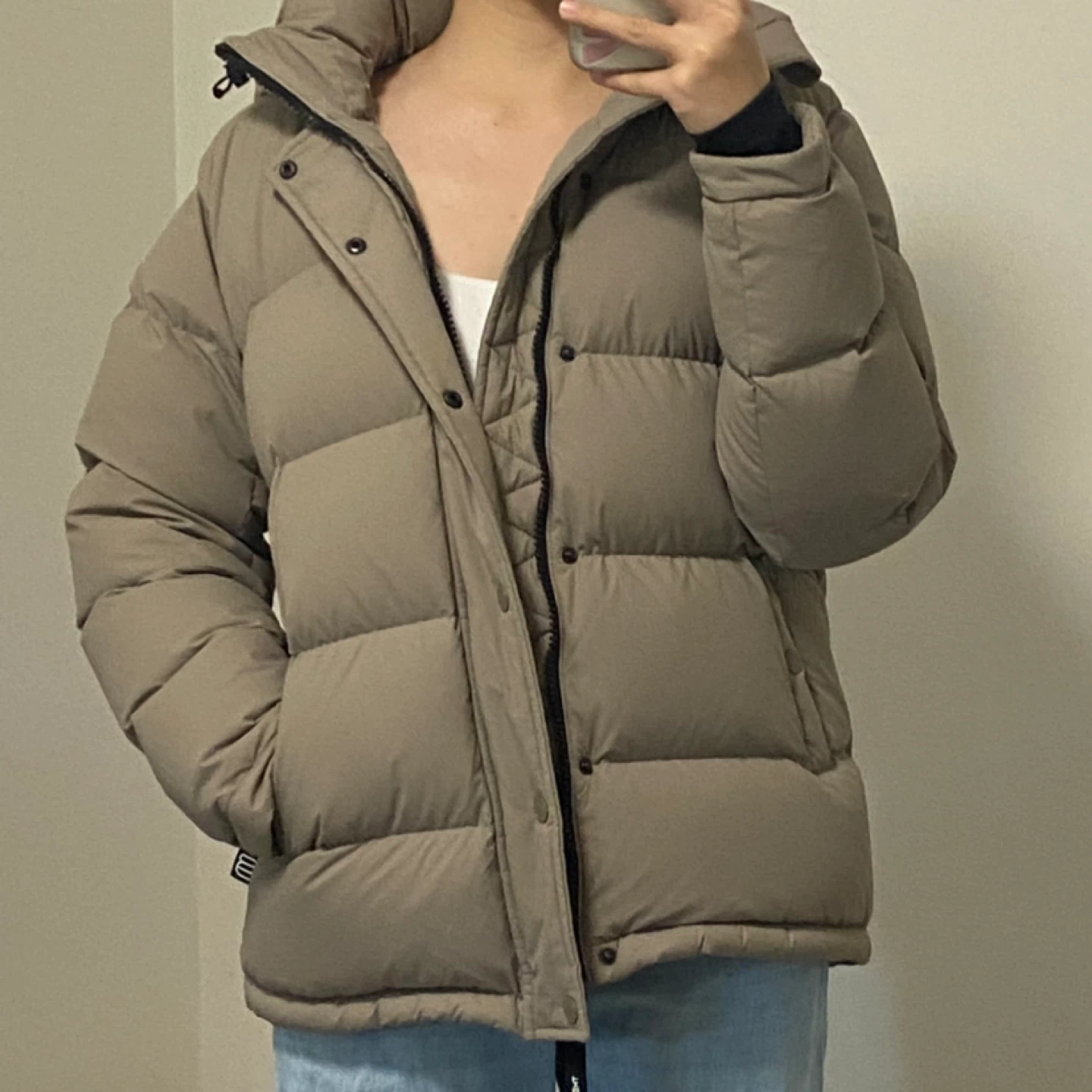 Aritzia Super Puff Original - Taupe (XS)