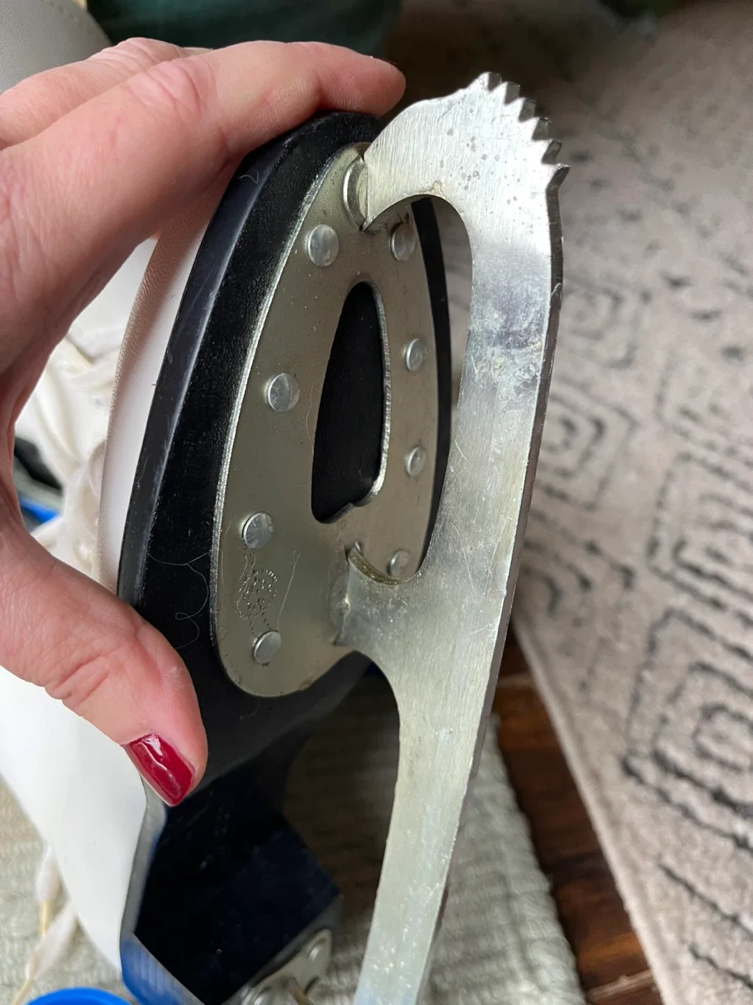 CCM White Figure Skates (size 9) image indicator(7)