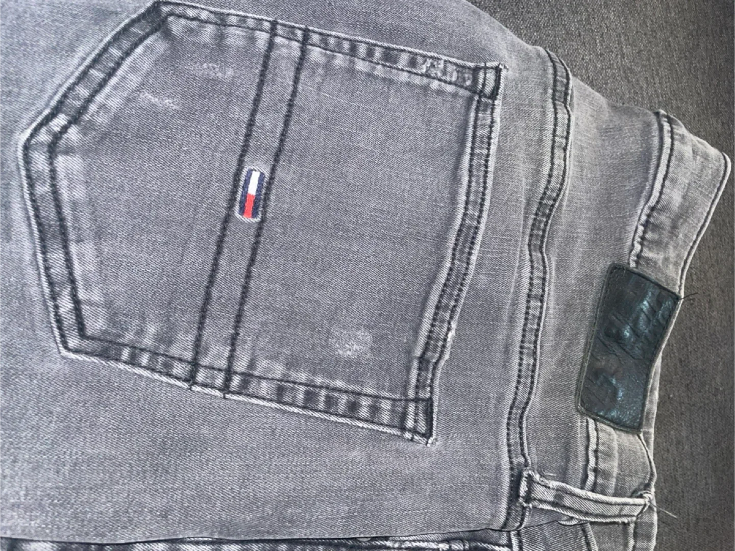 Tommy Hilfiger Denim Jeans - Grey image indicator(4)