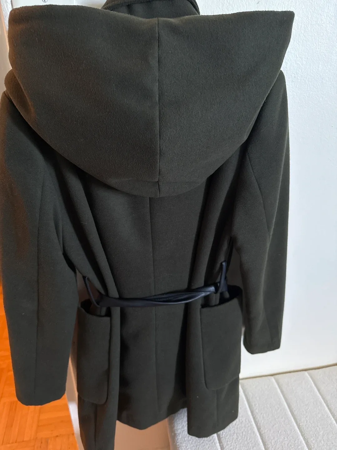 Jeno Neuman Hooded Coat image indicator(4)
