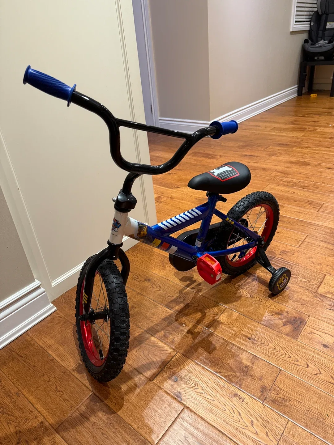 Kids' Paw Patrol Bike image indicator(3)