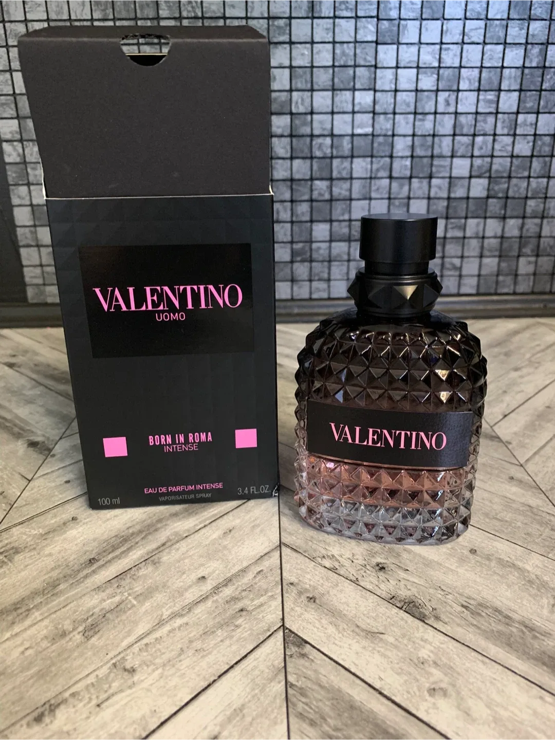 Valentino born in Roma 100ml image indicator(4)