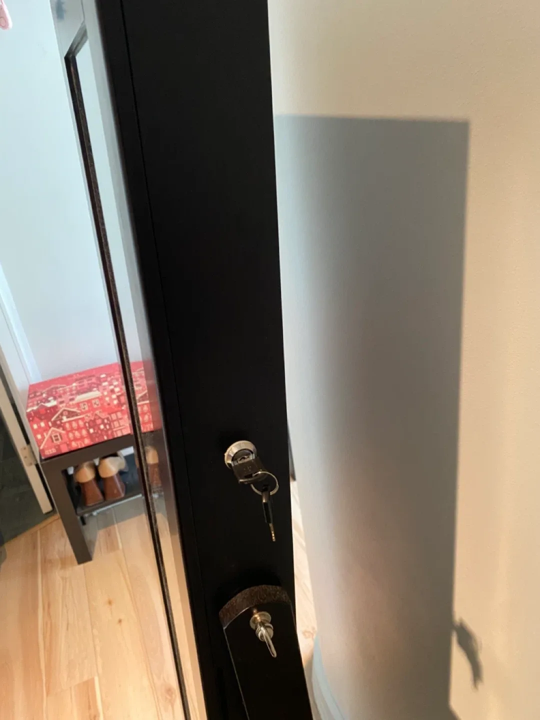 Standing Jewelry Armoire - Black image indicator(3)