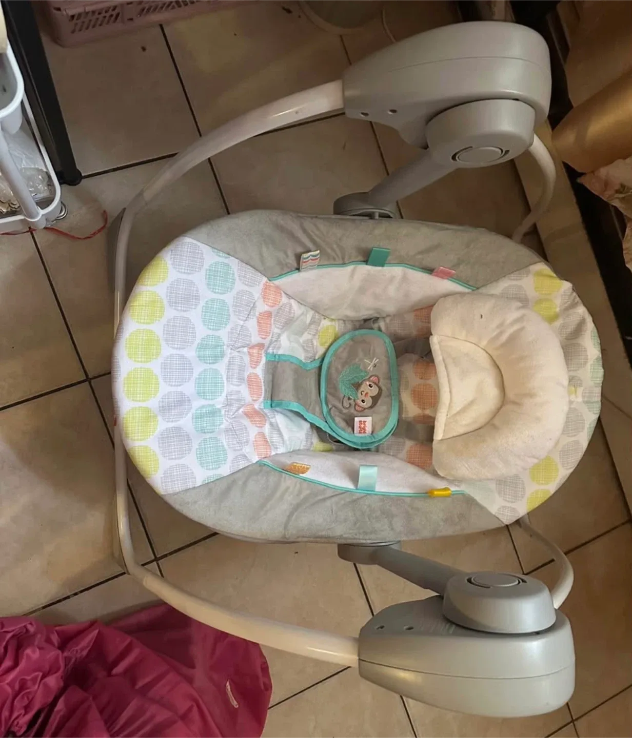 Bright Starts Portable Baby Swing image indicator(4)