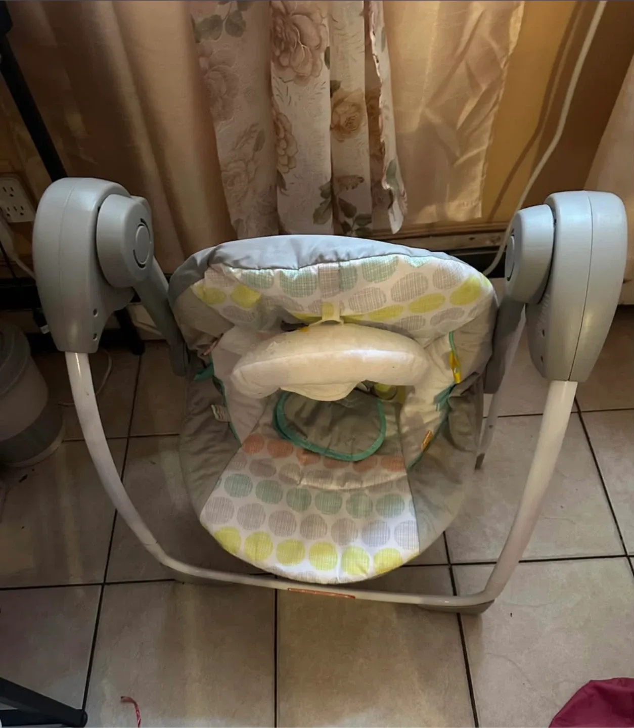 Bright Starts Portable Baby Swing image indicator(6)