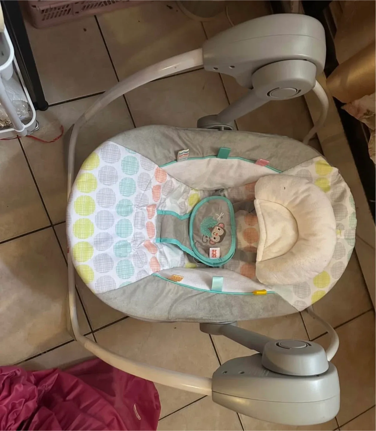 Bright Starts Portable Baby Swing image indicator(5)