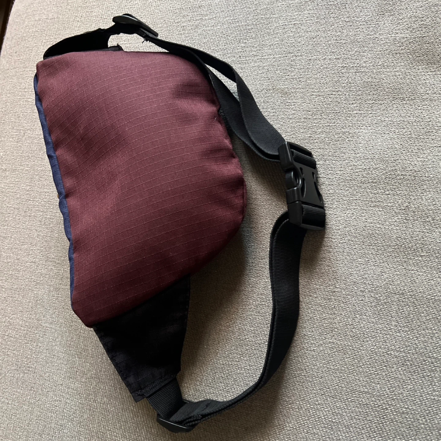Weatherproof Vintage Sling Bag 🥕 - photo 4