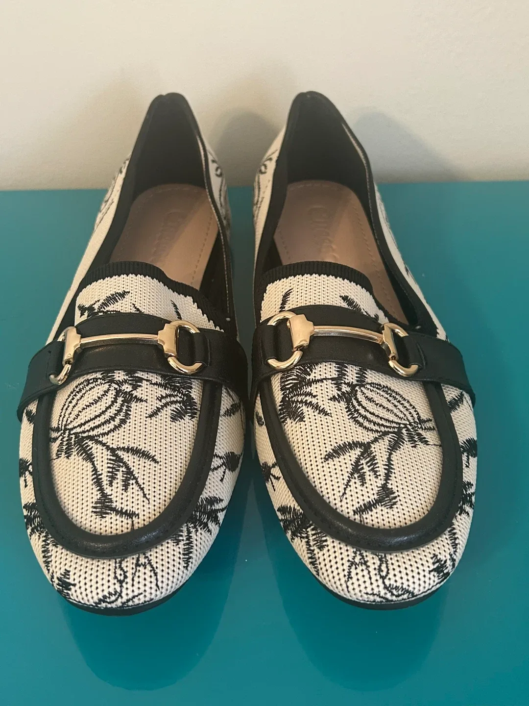 ✨ NEW Loafers - woven fabric – Size 39 (Fits Small)