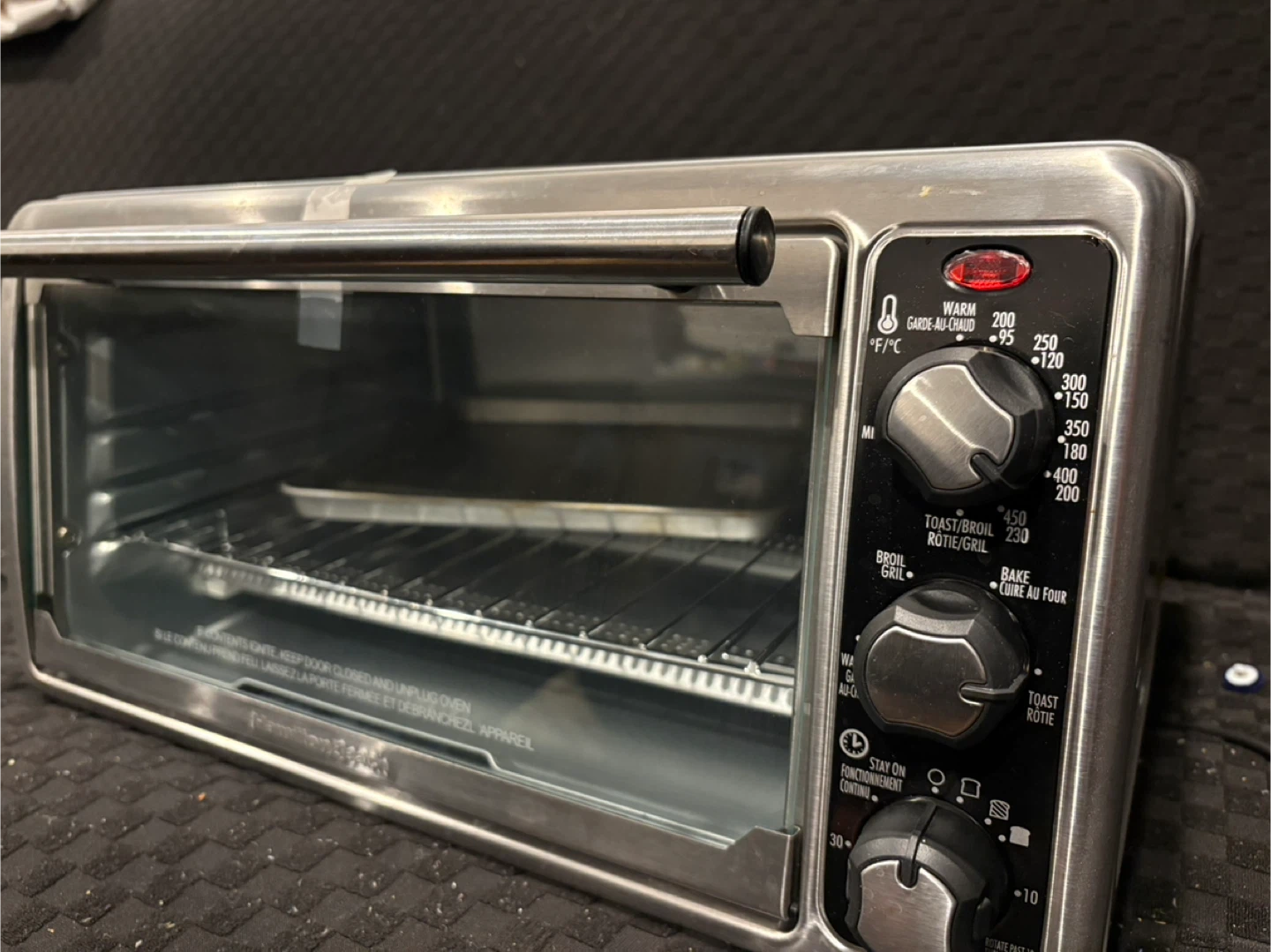 Hamilton Beach Toaster Oven - Fits 12" Pizza - photo 2