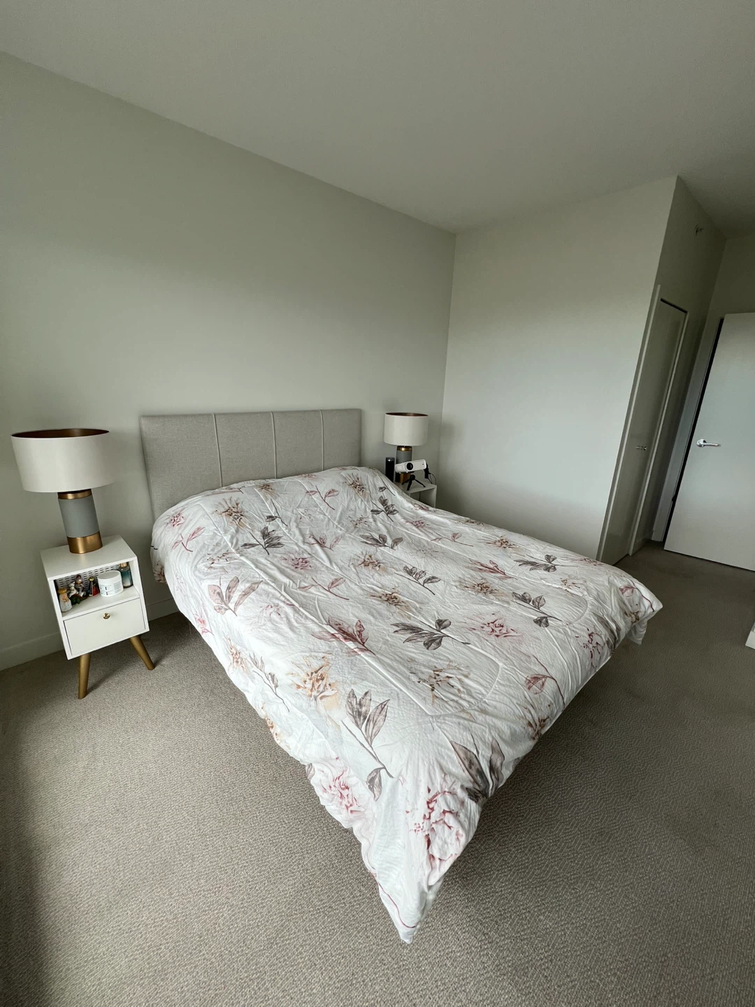 Queen Size Mattress - photo 5