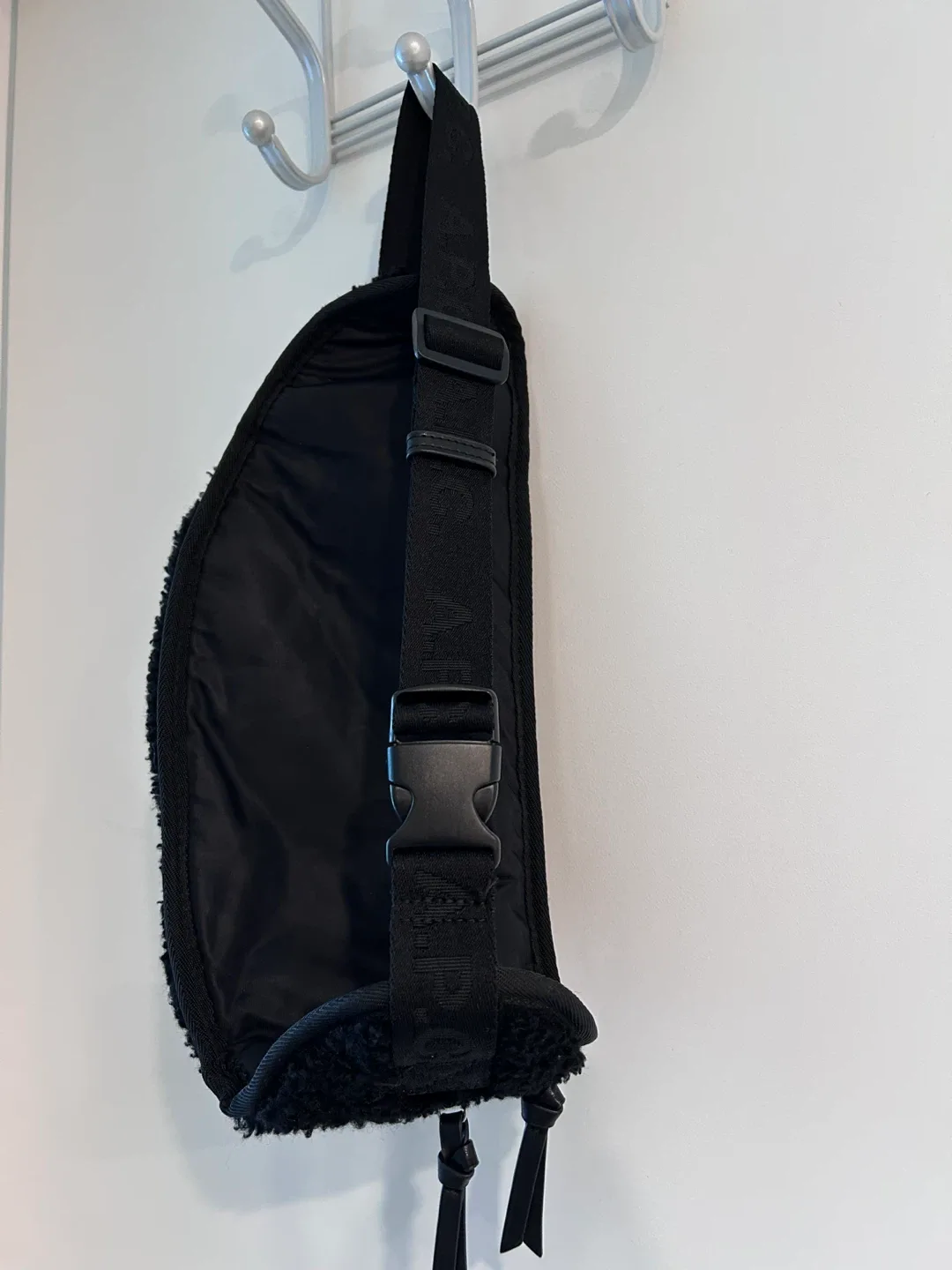 A.P.C. Black Sherpa Body Bag image indicator(2)
