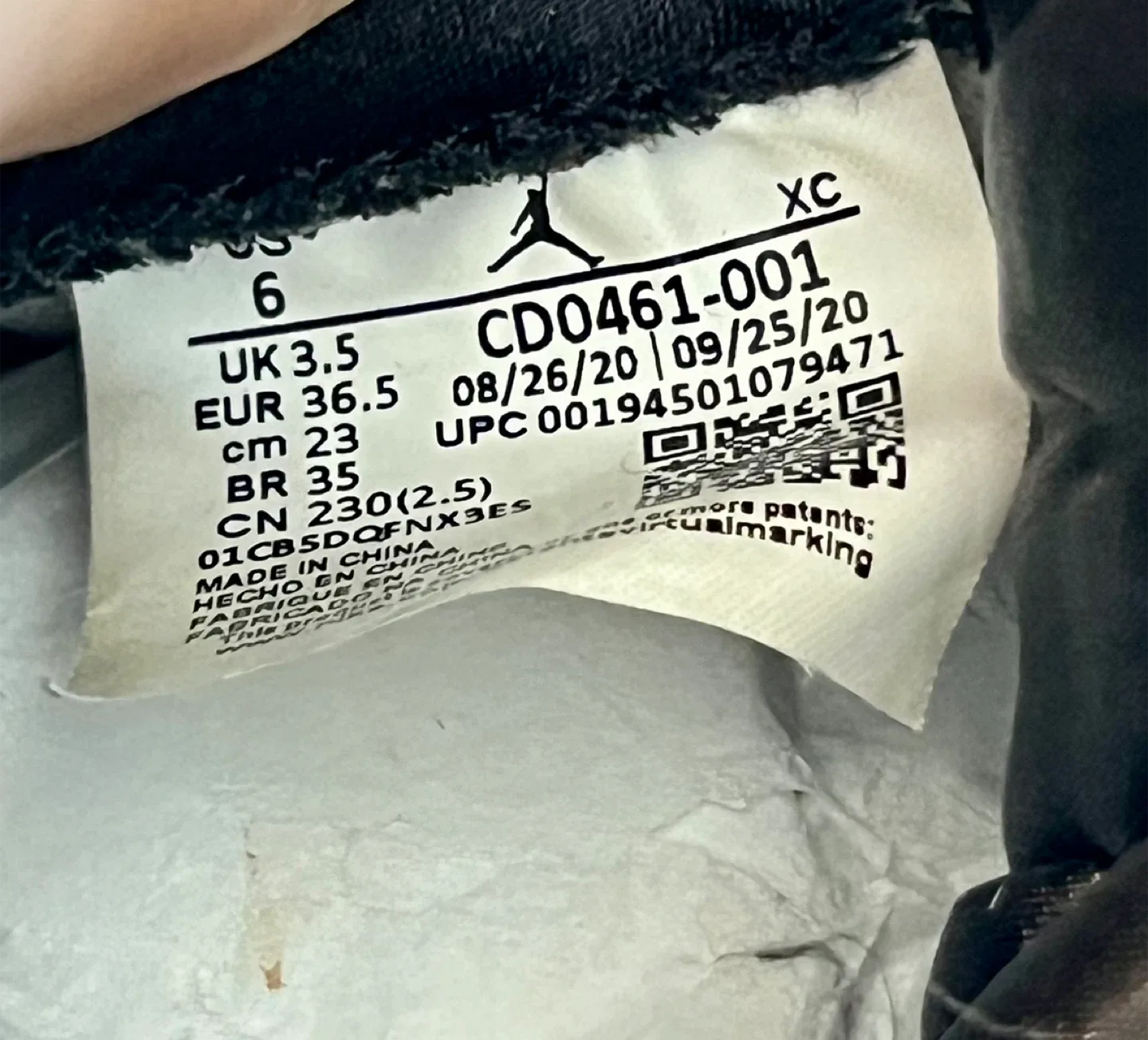 Nike Air Jordan 1 High Silver Toe, Size 6 image indicator(3)