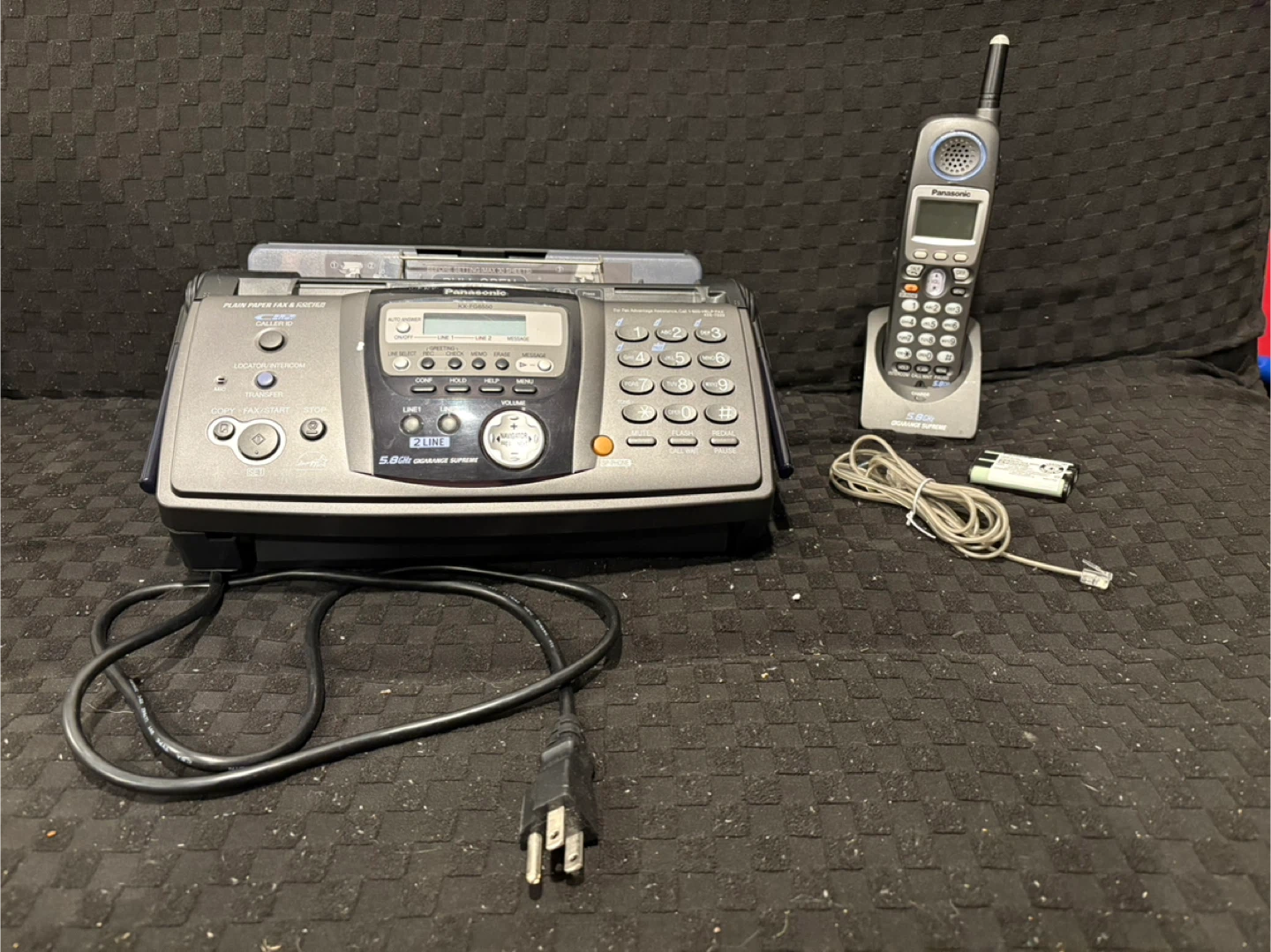 Panasonic KX-FG6550 Cordless Phone with Fax & Copier - photo 2