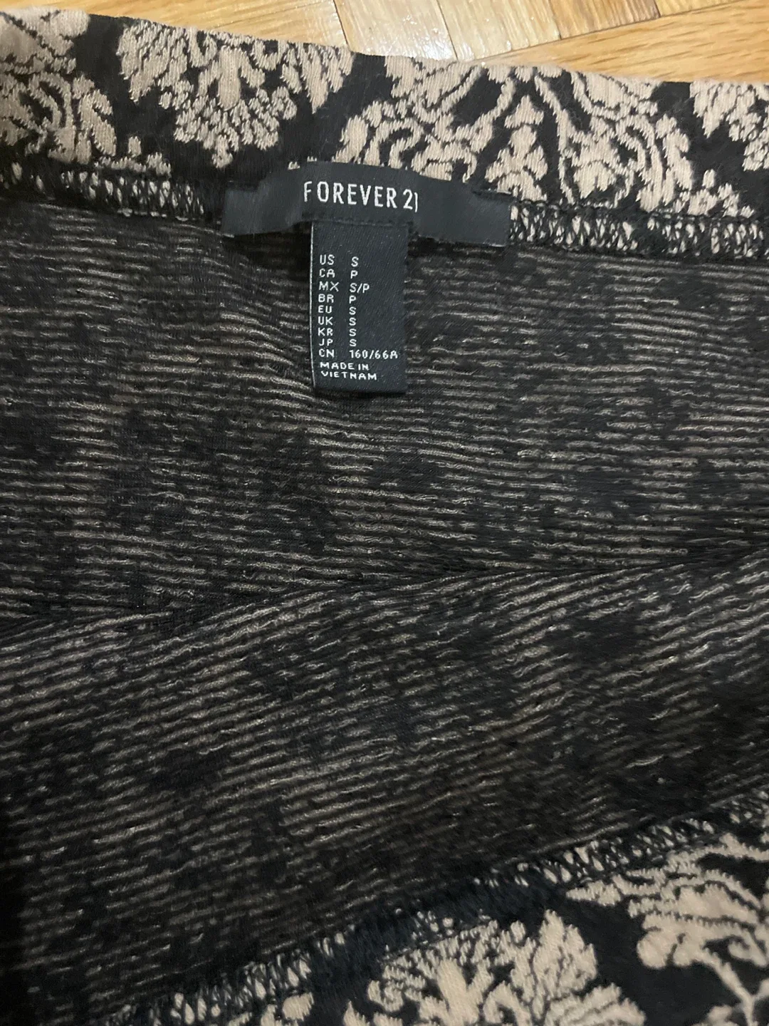 Forever 21 Skirt - Size S image indicator(2)