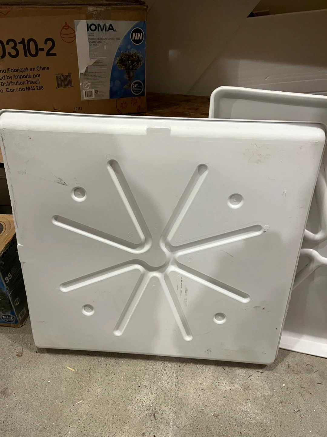 2 Washing Machine Drain Pans - 29 x 31 inches - photo 2