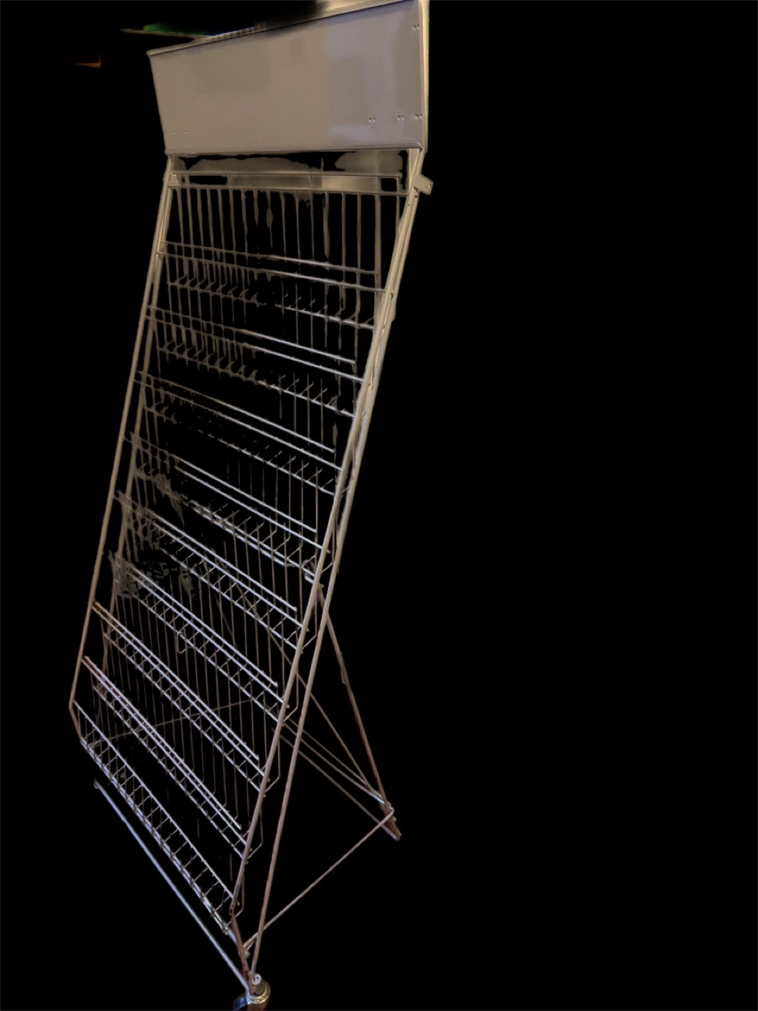 Metal rack for cards, bags, etc.  Great condition - photo 2
