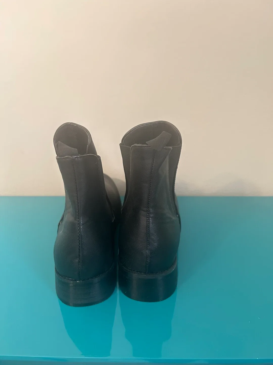 NEW Black Chelsea Boots – Size 39 (Fit Small) image indicator(3)