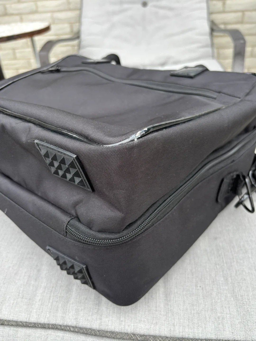 MAC TRAVEL CASE BAG, 15”x7”x11.5” image indicator(7)