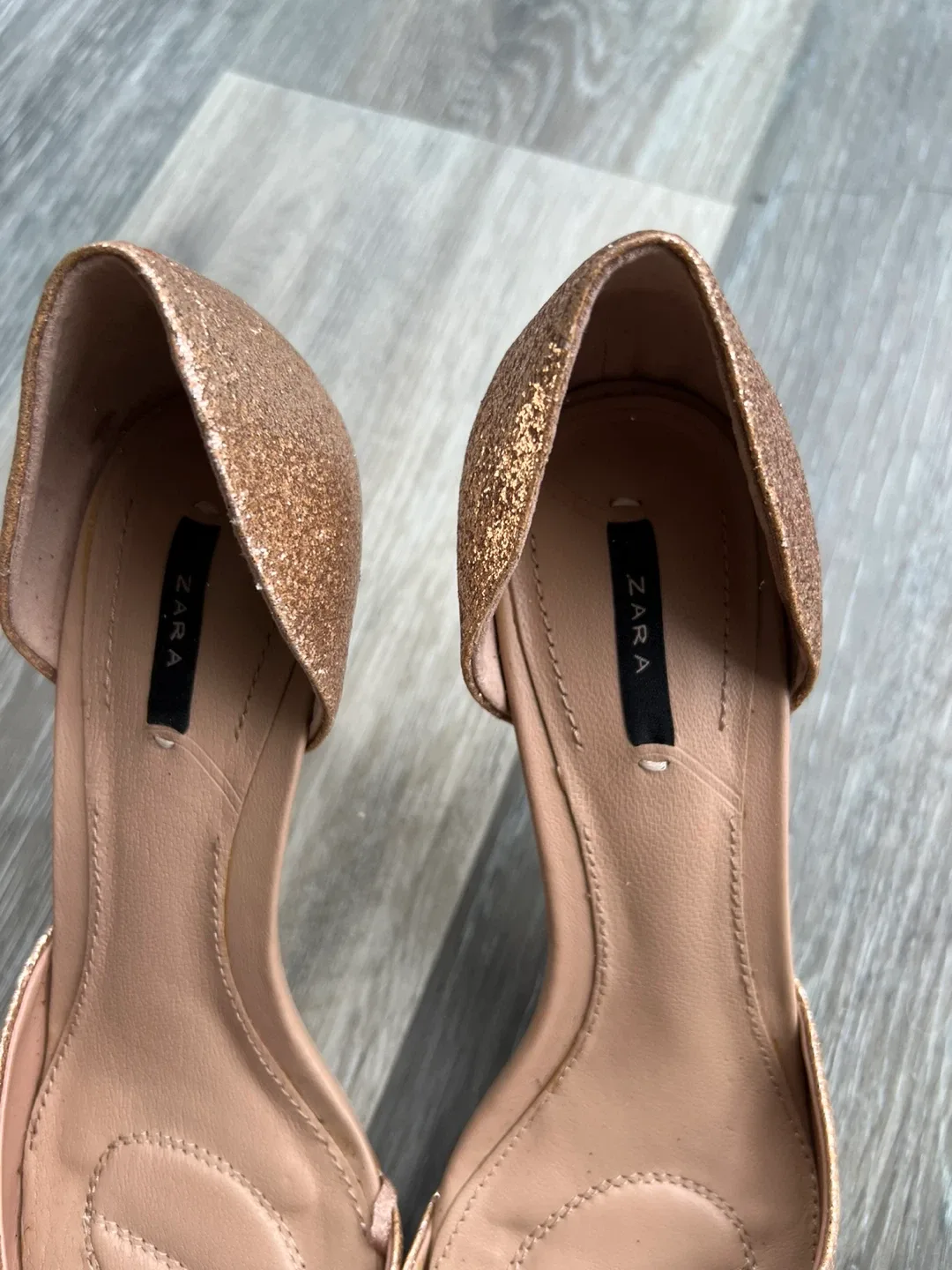 Zara Basic Collection Heels - Size 38 image indicator(2)