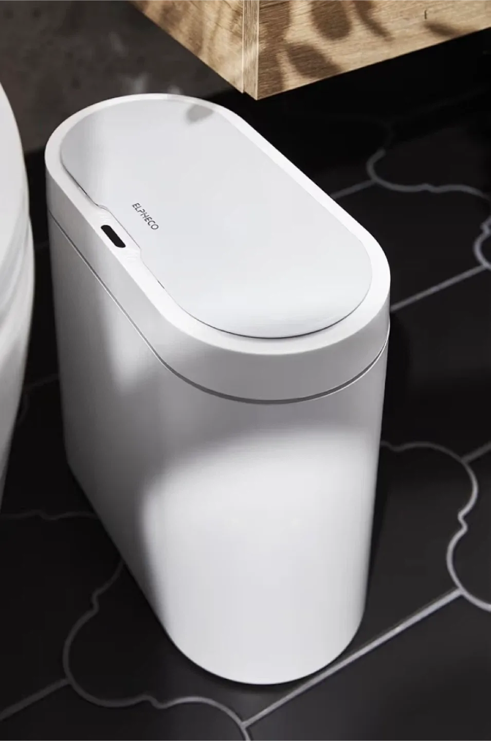 Motion Sensor Trash Can 🥕