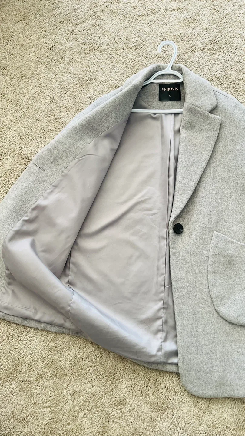 YEROVIS Grey Wool Blend Women’s Coat - Size S image indicator(4)