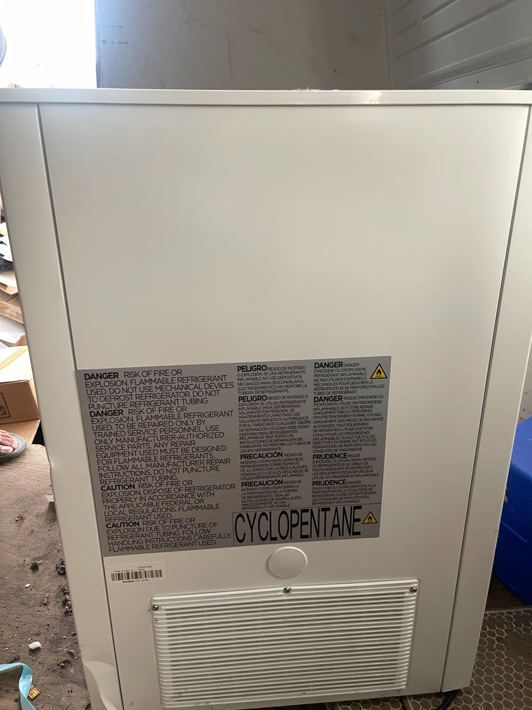 Frigidaire Chest Freezer - White - photo 3