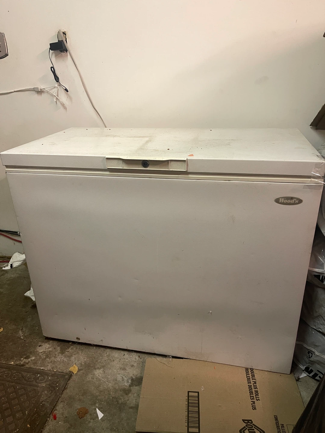 Wood's Chest Freezer