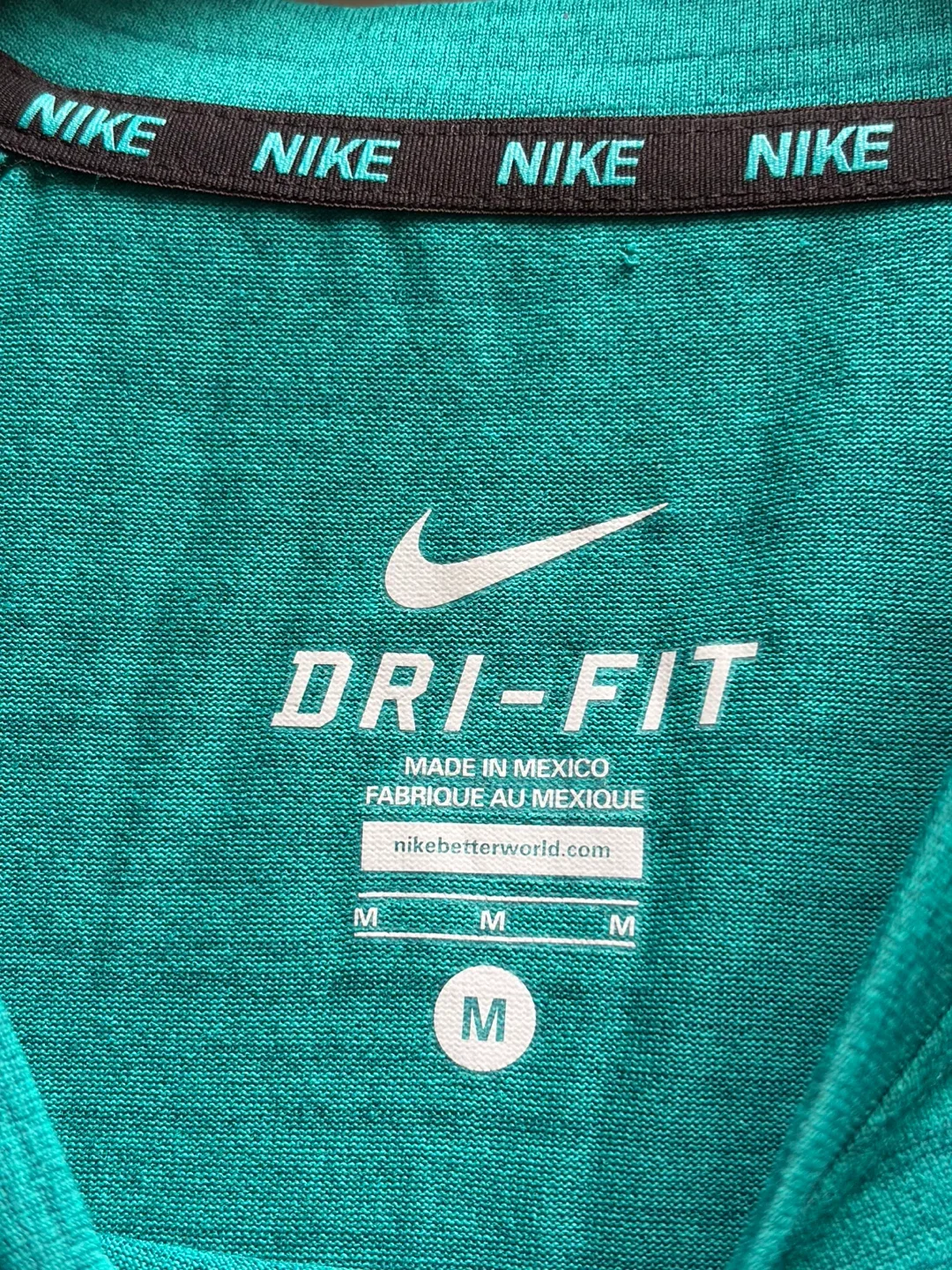 New Nike Dri-FIT Training T-Shirt - Men's Medium image indicator(4)