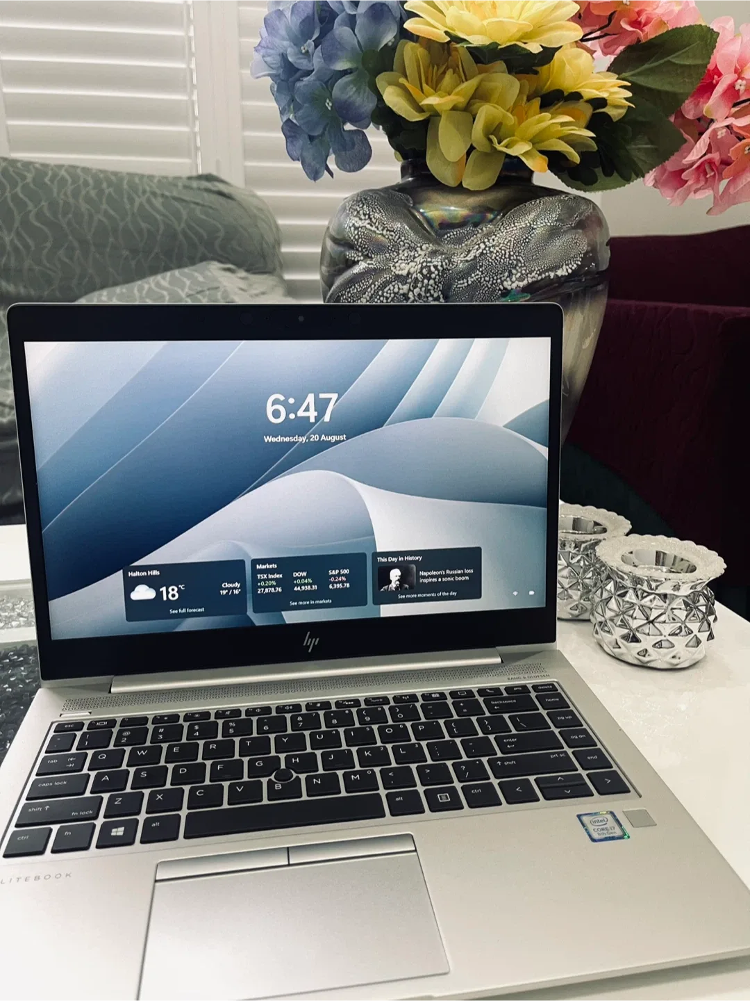 HP EliteBook 840 G6 | Core i7 | 16 GB RAM | 512 GB SSD | Win 11 image indicator(2)