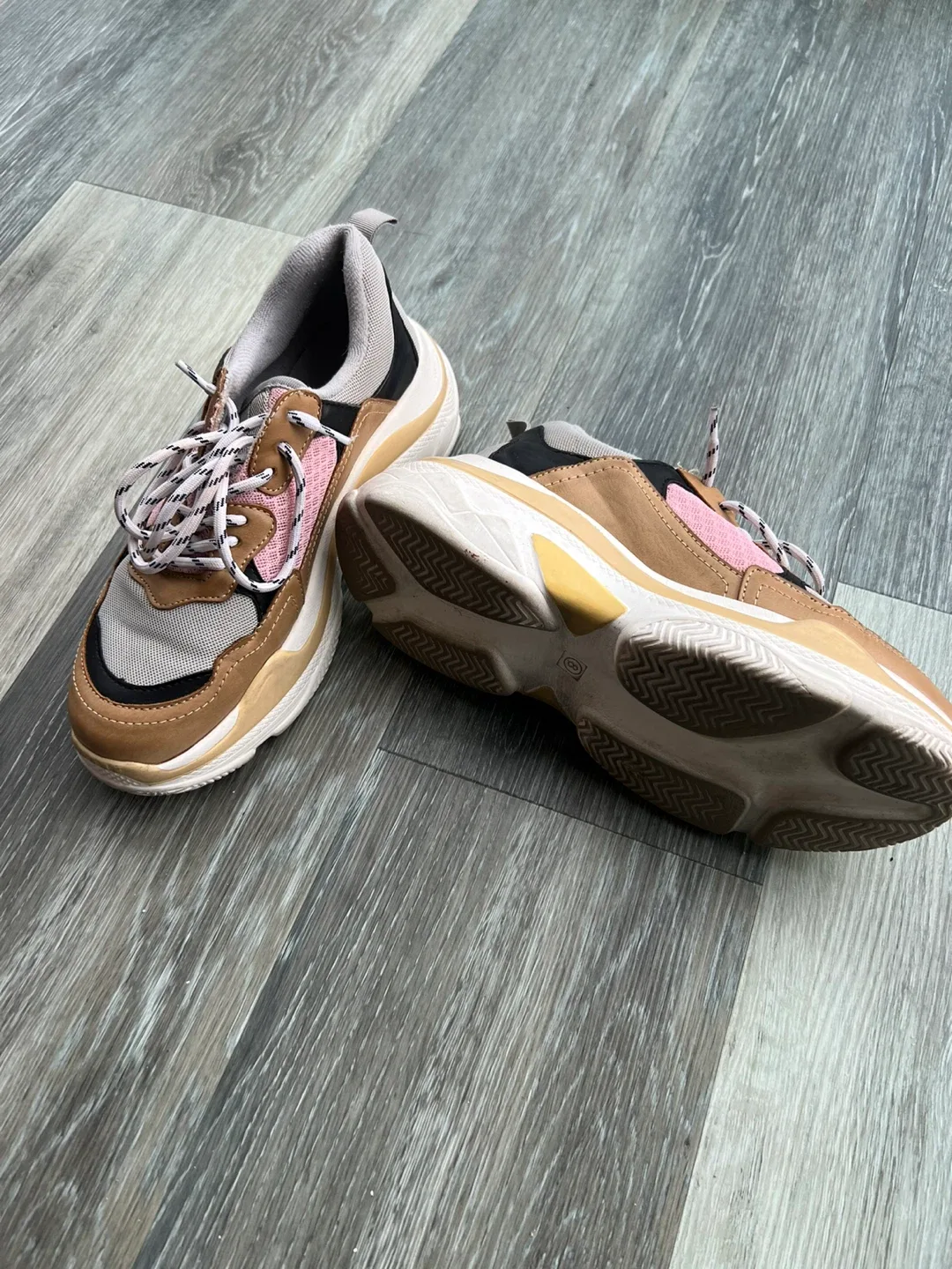 Akira Chunky Sneakers - Brown/Pink 8M image indicator(4)