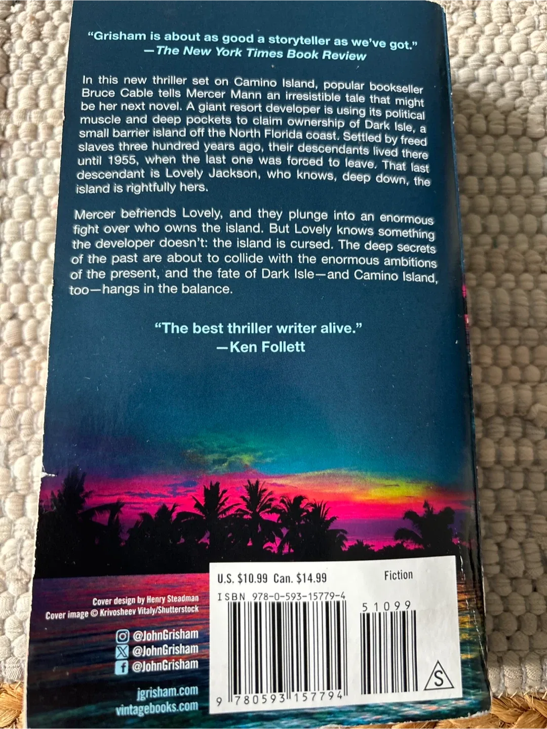 Camino Ghosts by John Grisham Novel 🥕 image indicator(2)