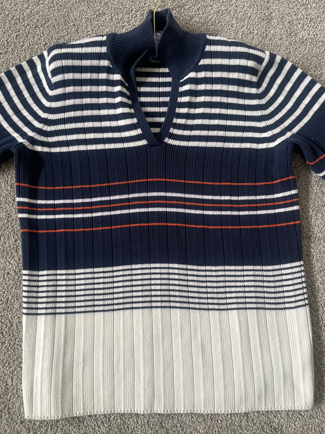 ***SALE*** Tommy Hilfiger Striped Sweater - Size L - photo 2