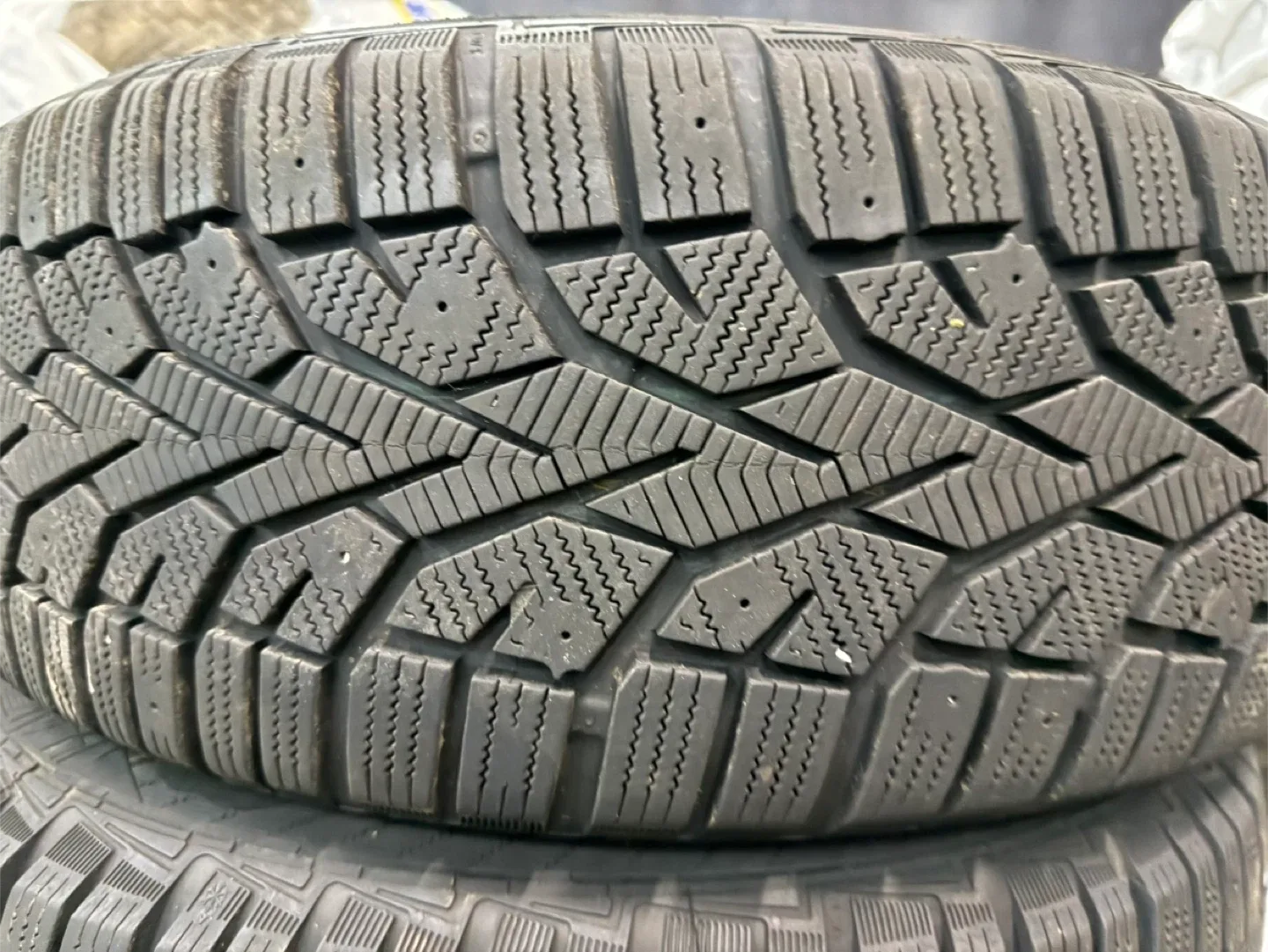 205/60R16 Winter Tires on Rims image indicator(4)