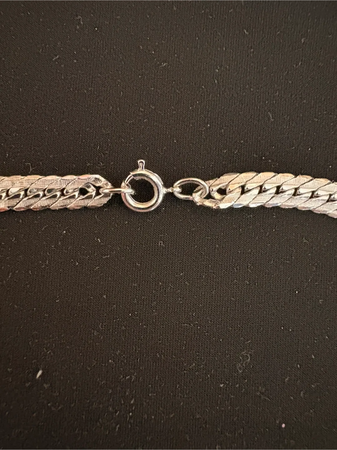 Silver Tone Chain Necklace image indicator(2)
