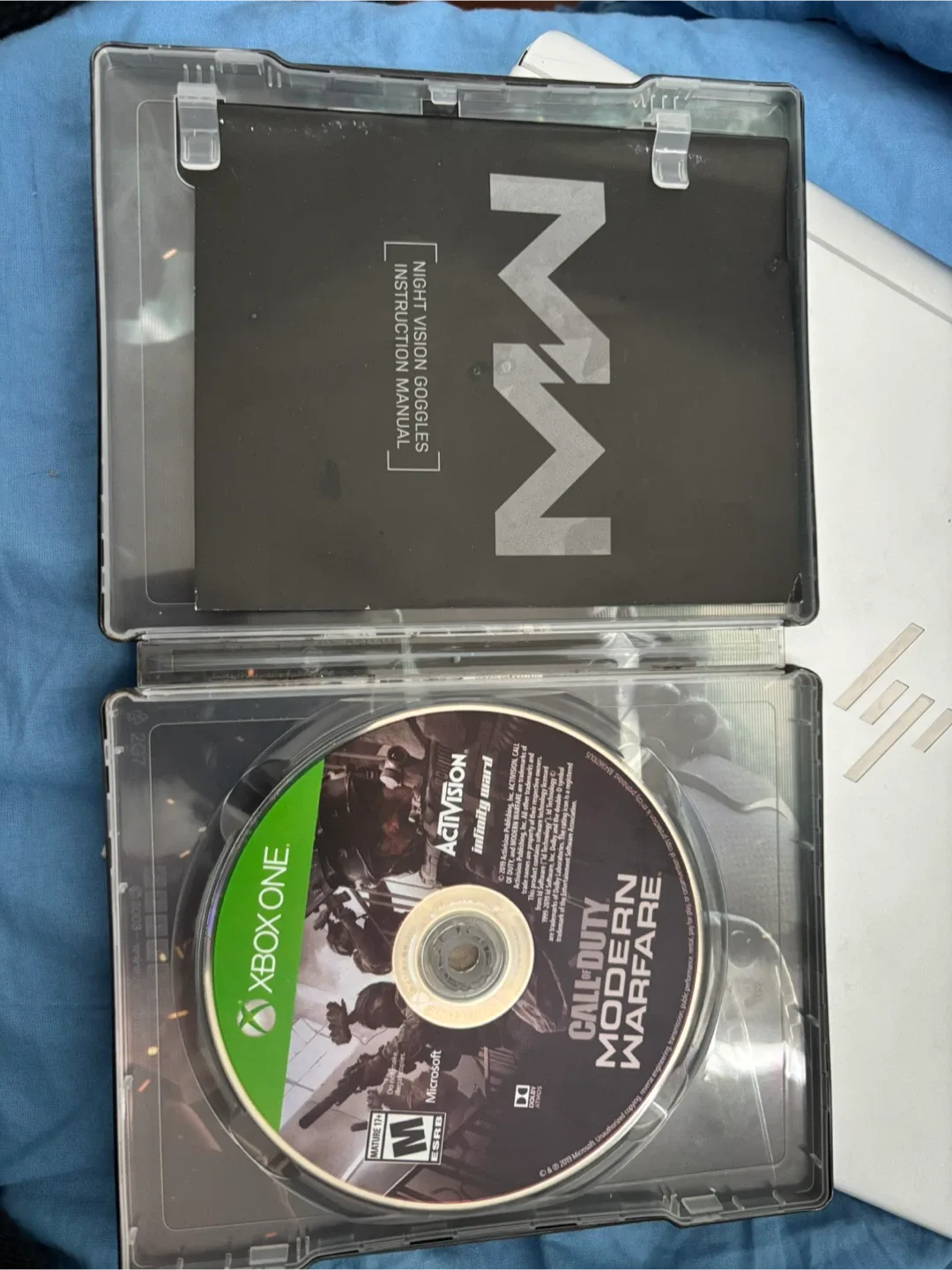 Call of Duty Modern Warfare Xbox One image indicator(2)