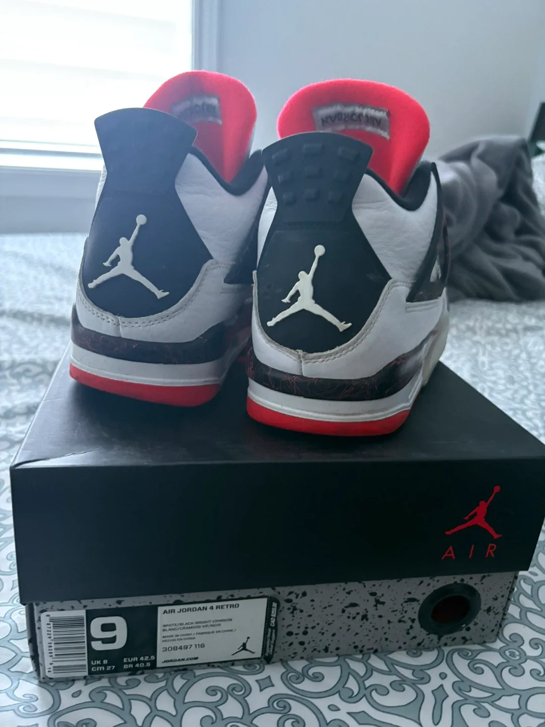 Air Jordan 4 Retro White/Black/Bright Crimson Size 9