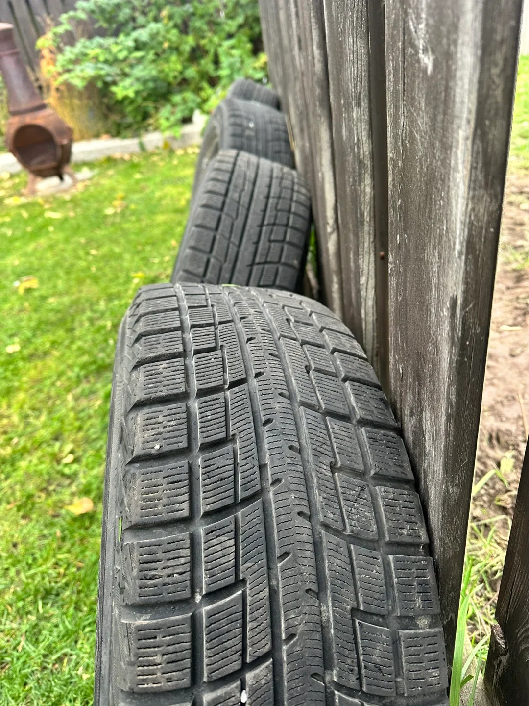 Yokohama Ice Guard iG52c Winter Tires - Set of 4 image indicator(5)