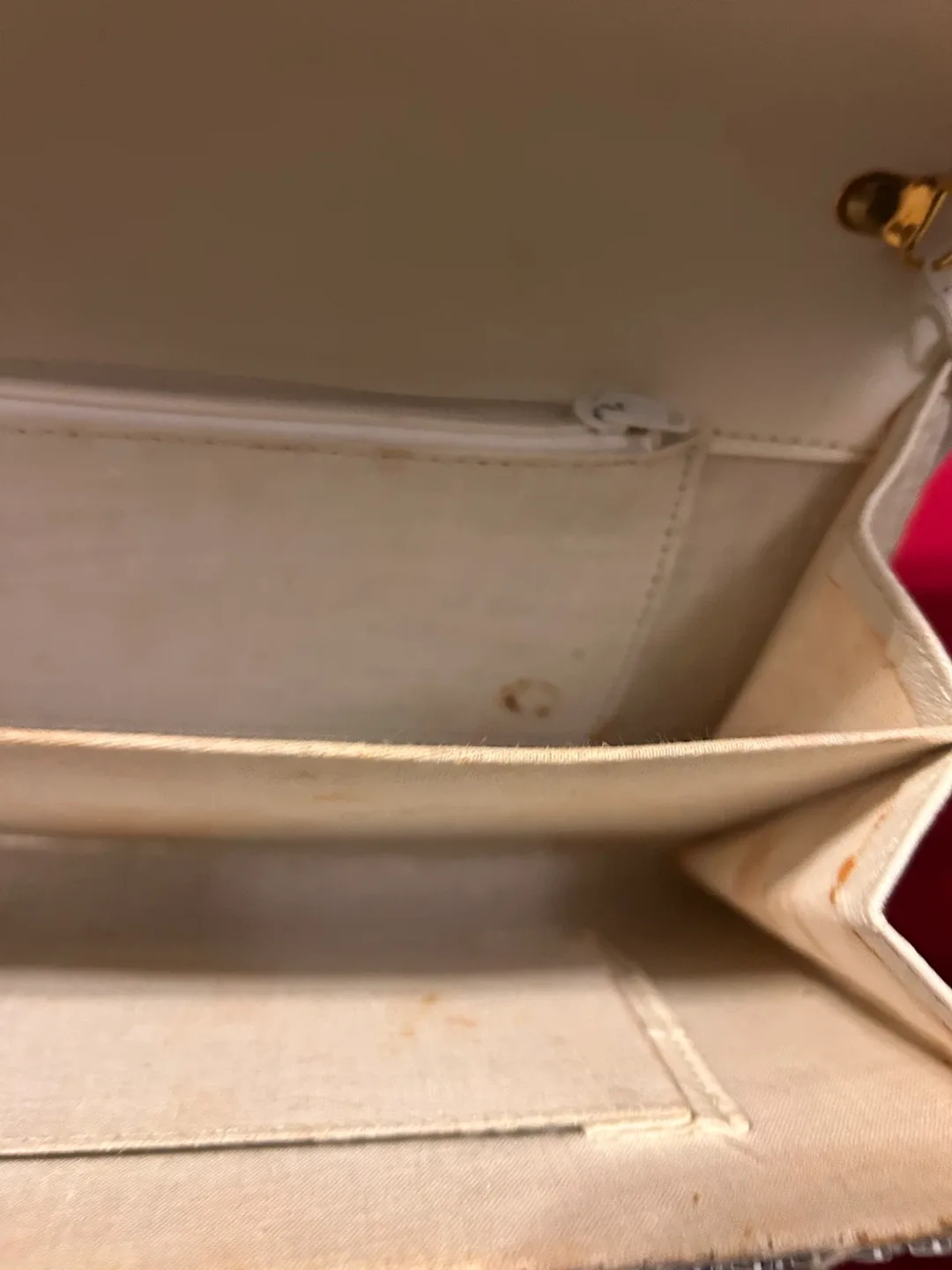 Vintage White chain Chainmail Clutch image indicator(7)