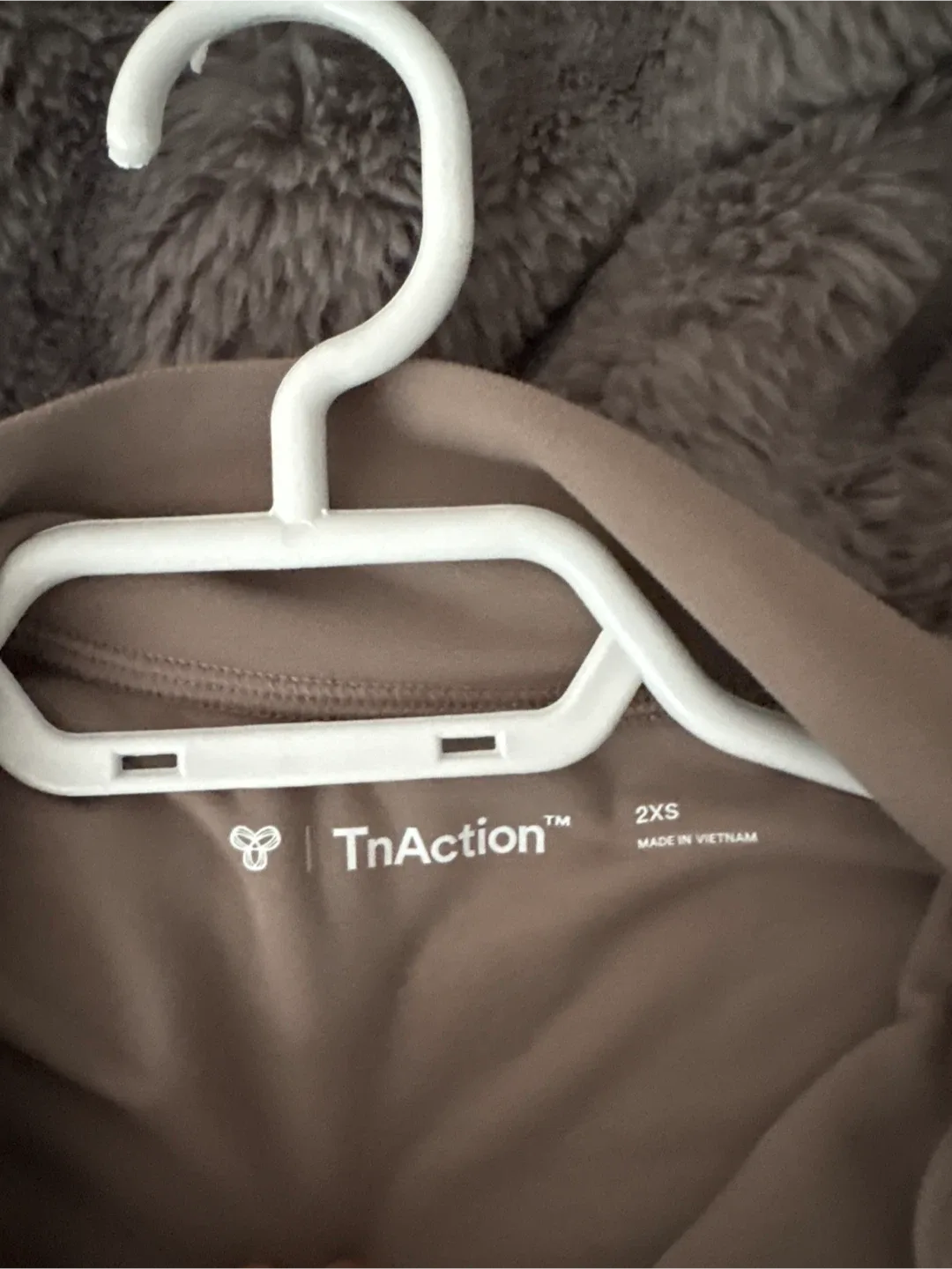 Aritzia TnAction define Jacket 2XS image indicator(2)