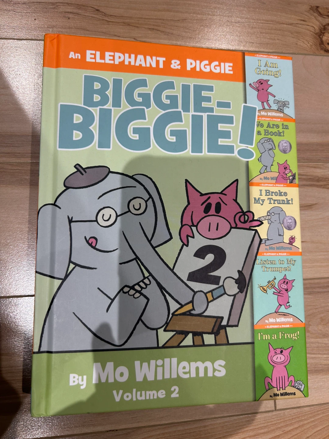 Elephant & Piggie BIGGIE! Volume 2 by Mo Willems